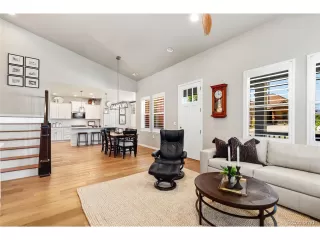 Photo #4: 5779315 Listing