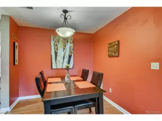 Photo #5: 5808413 Listing