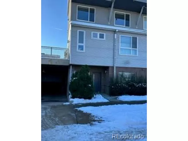 MLS: 5812035 Condo For Sale