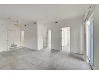 Photo #1: 5848384 Listing