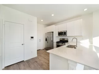 Photo #4: 5862571 Listing