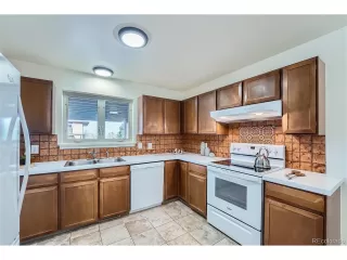 Photo #5: 5864640 Listing