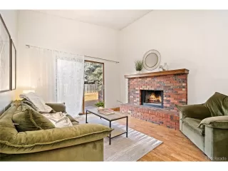 Photo #6: 5869728 Listing