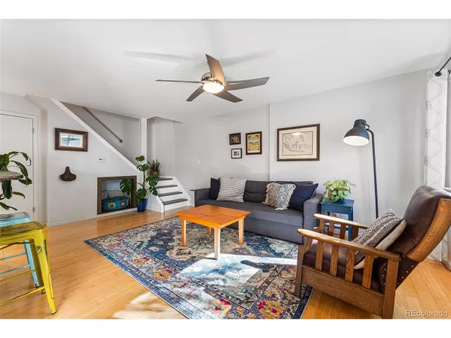 MLS: 5886159 Condo For Sale