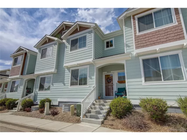 MLS: 5917603 Condo For Sale