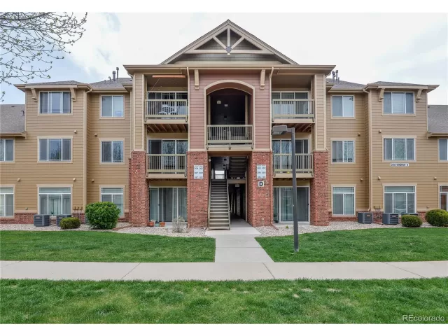 MLS: 5934424 Condo For Sale