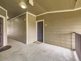 Photo #2: 5947892 Listing