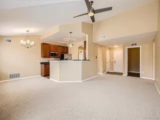 Photo #4: 5947892 Listing