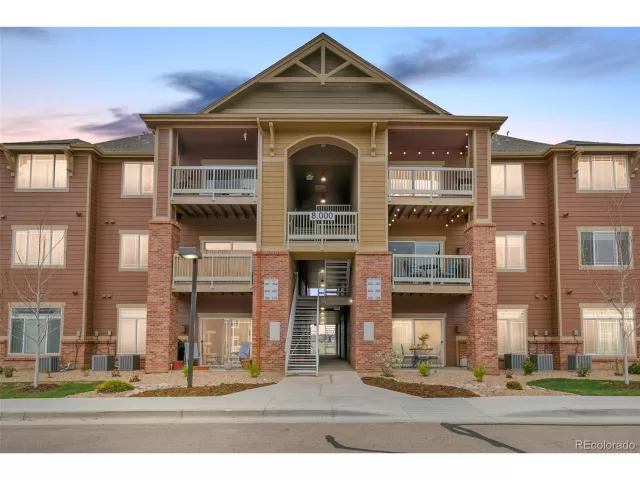 MLS: 5973334 Condo For Sale