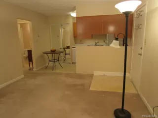 Photo #6: 6029027 Listing