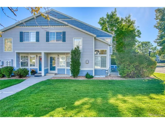 MLS: 6051202 Condo For Sale