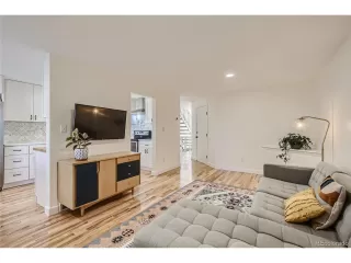 Photo #6: 6055757 Listing 