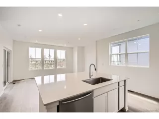 Photo #3: 6057168 Listing