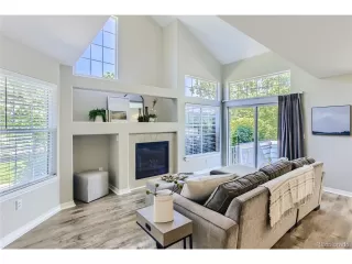 Photo #3: 6064689 Listing