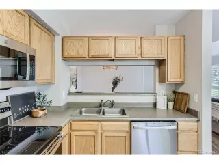 Photo #6: 6064689 Listing