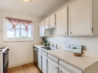 Photo #6: 6067173 Listing