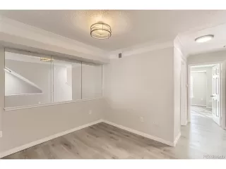 Photo #6: 6070529 Listing