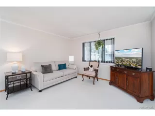 Photo #2: 6085036 Listing