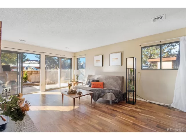 MLS: 6114145 Condo For Sale