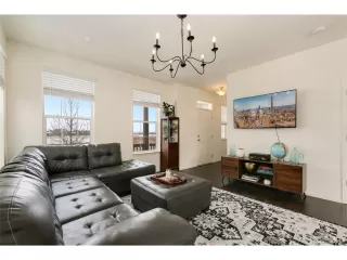 Photo #4: 6114767 Listing