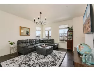 Photo #5: 6114767 Listing