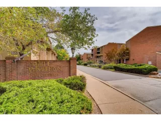 Photo #1: 6119876 Listing