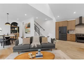 Photo #6: 6132965 Listing