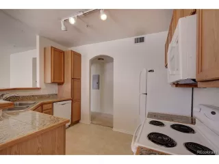 Photo #2: 6135698 Listing 