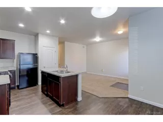 Photo #6: 6150184 Listing