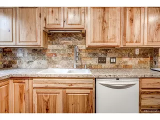 Photo #5: 6156195 Listing
