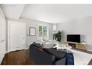 Photo #2: 6191967 Listing