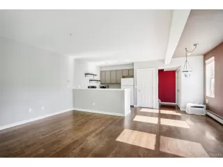 Photo #4: 6191967 Listing