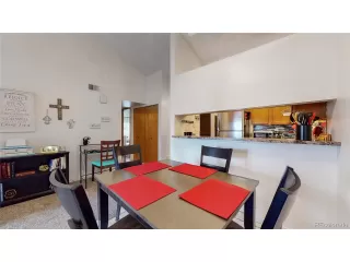 Photo #5: 6198470 Listing