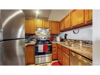 Photo #6: 6198470 Listing