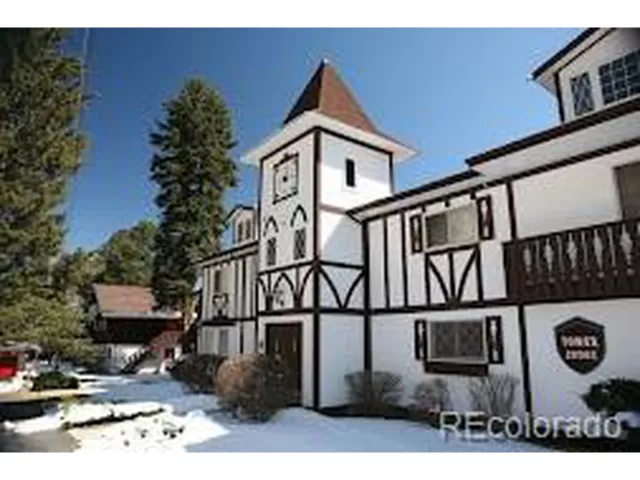 MLS: 6205689 Condo For Sale