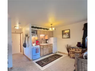 Photo #5: 6205689 Listing