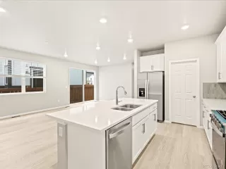 Photo #4: 6206291 Listing