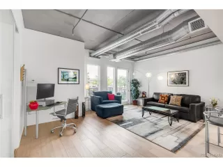 Photo #5: 6206836 Listing