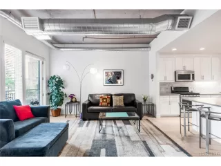 Photo #6: 6206836 Listing