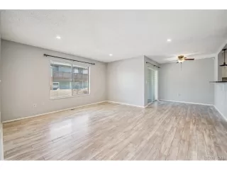 Photo #3: 6207209 Listing