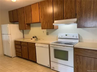 Photo #3: 6219530 Listing