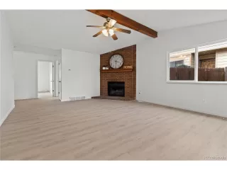 Photo #3: 6234196 Listing