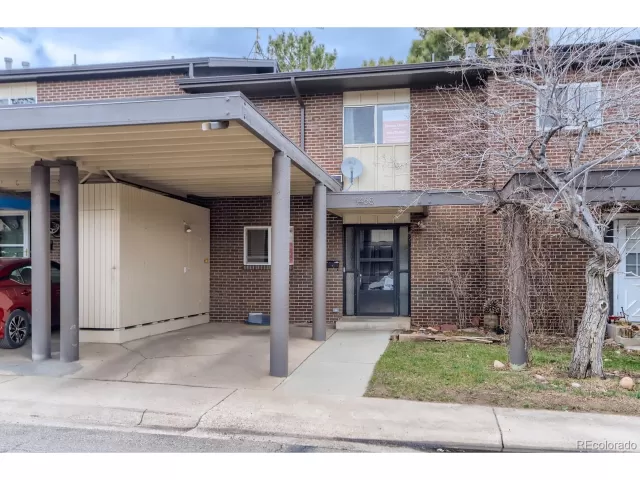 MLS: 6255224 Condo For Sale