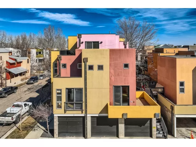 MLS: 6255674 Condo For Sale