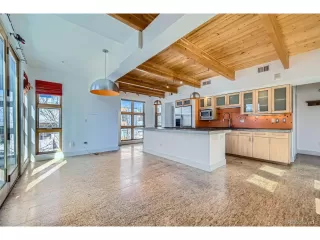 Photo #4: 6255674 Listing