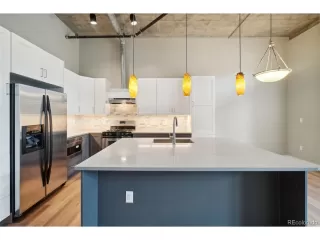 Photo #5: 6259060 Listing