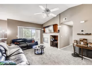 Photo #5: 6262416 Listing