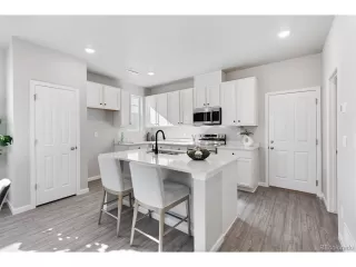 Photo #1: 6275914 Listing