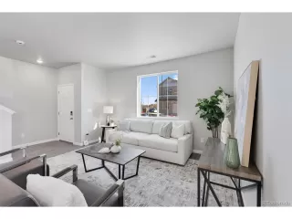 Photo #3: 6275914 Listing