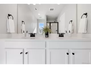 Photo #6: 6275914 Listing